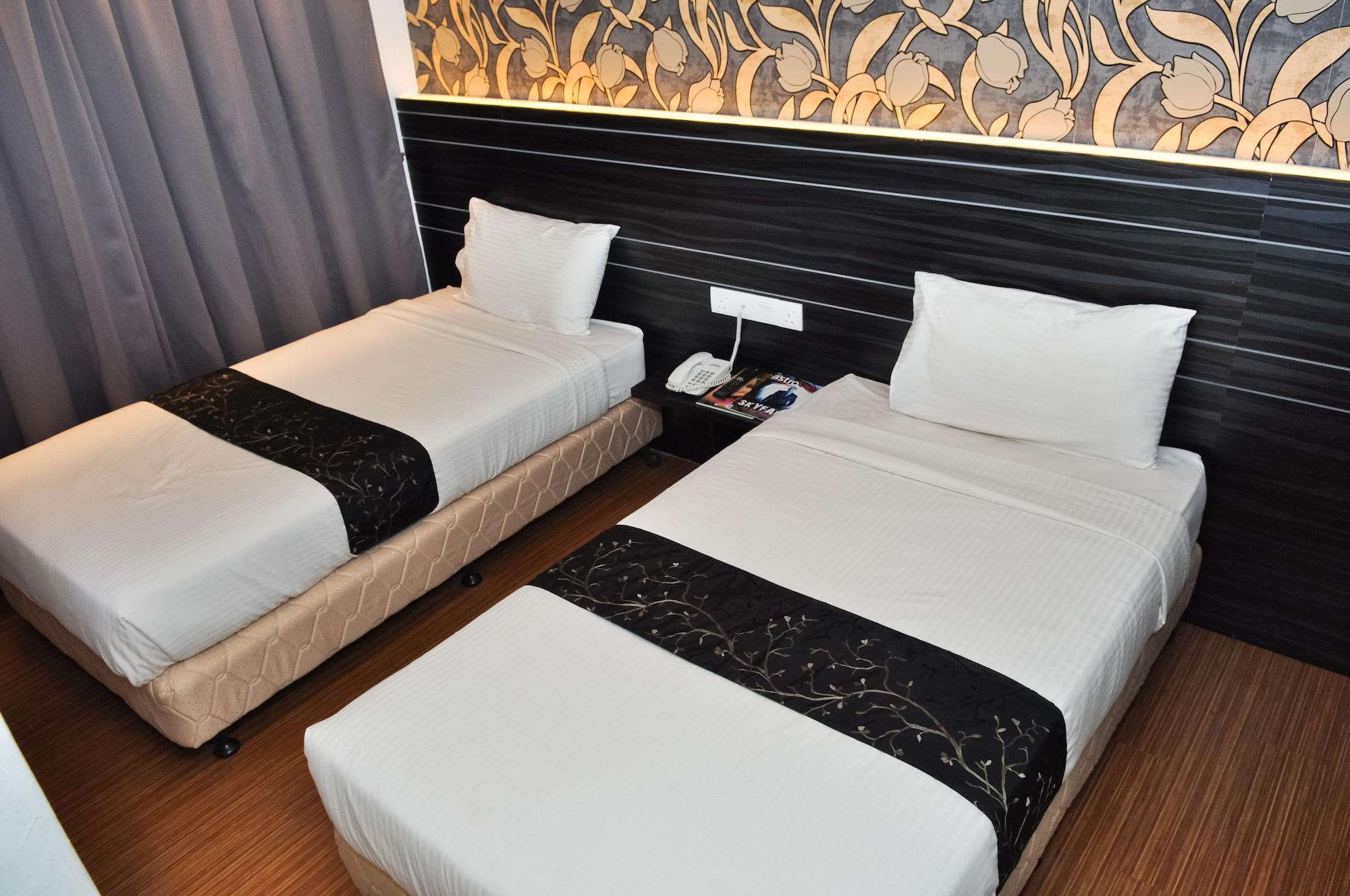 Signature Hotel Kuantan Bagian luar foto