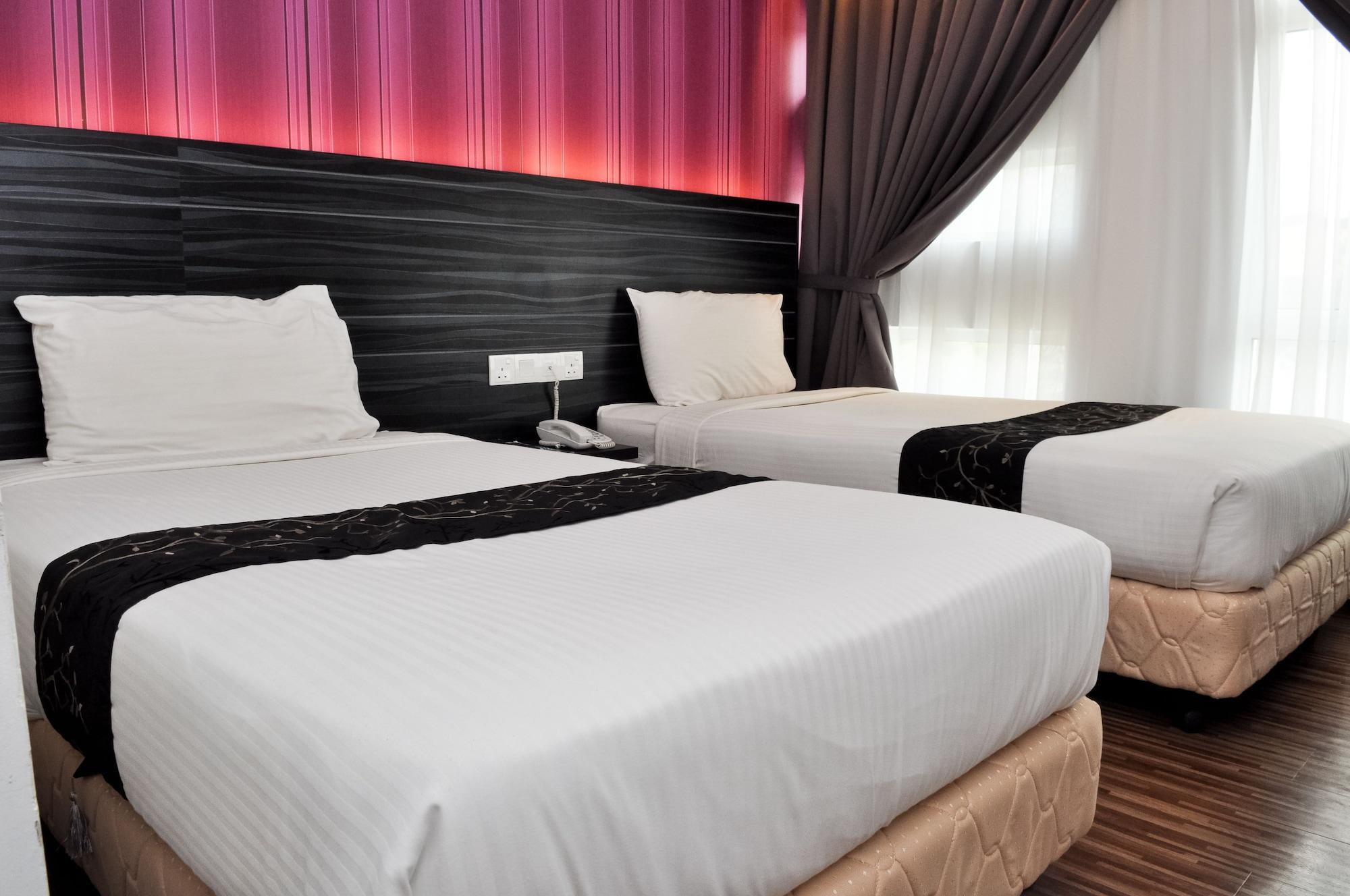 Signature Hotel Kuantan Bagian luar foto