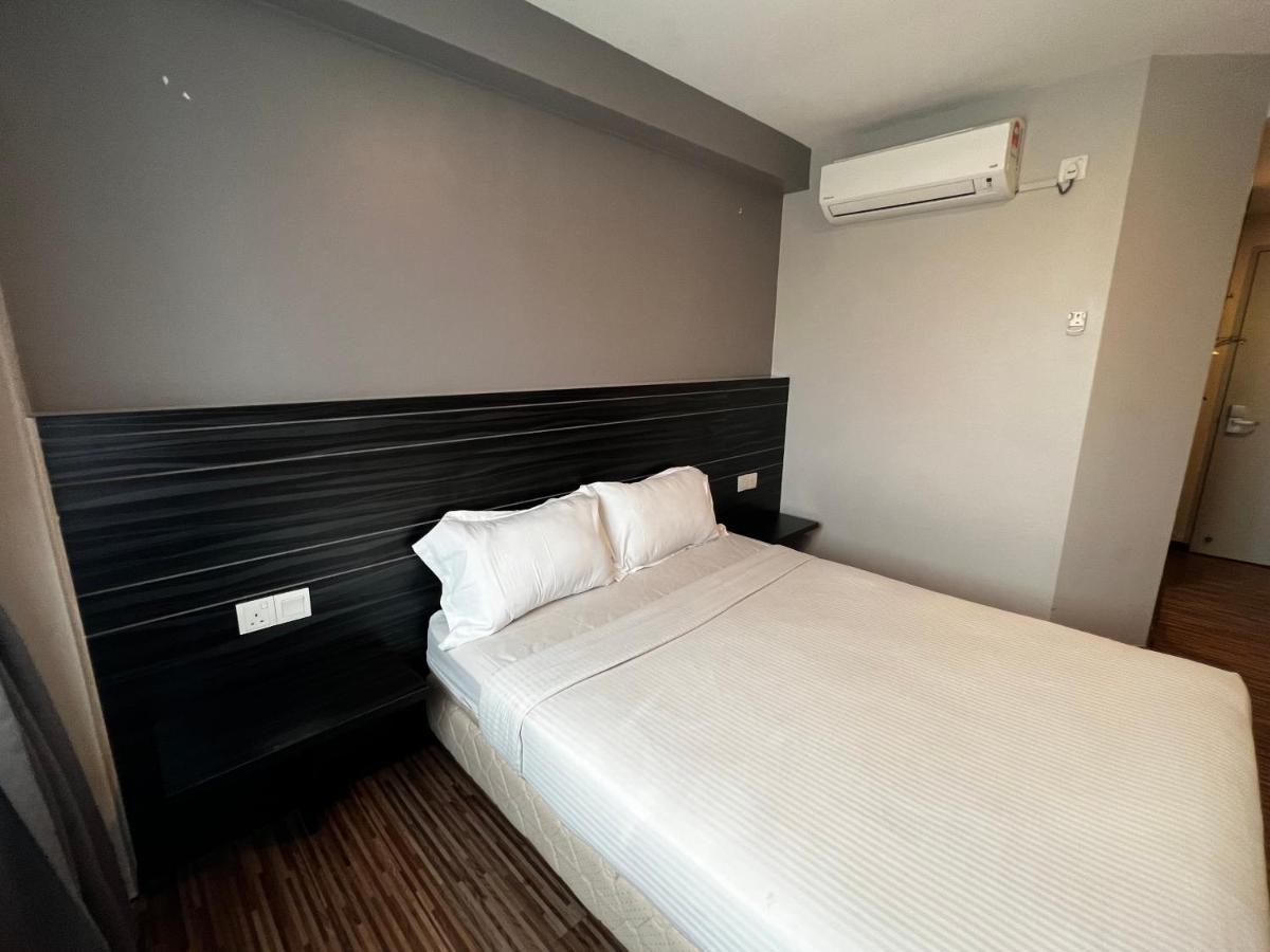 Signature Hotel Kuantan Bagian luar foto