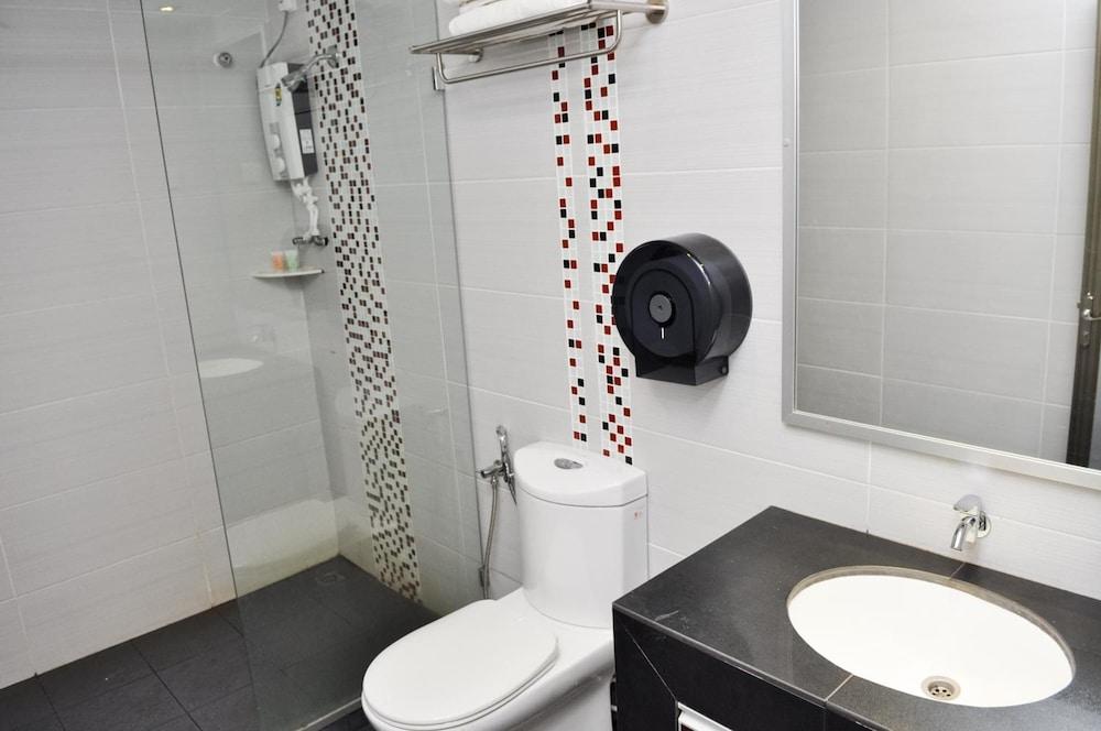 Signature Hotel Kuantan Bagian luar foto