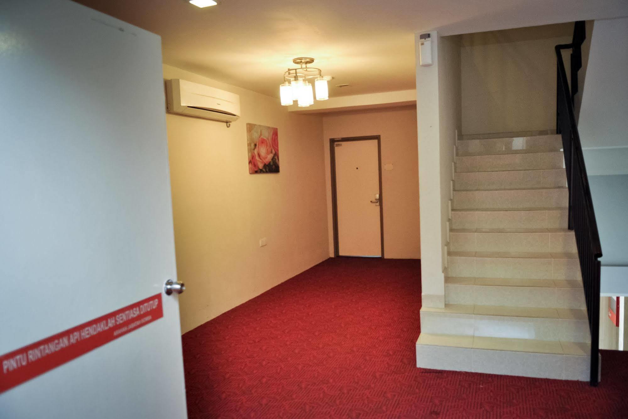 Signature Hotel Kuantan Bagian luar foto