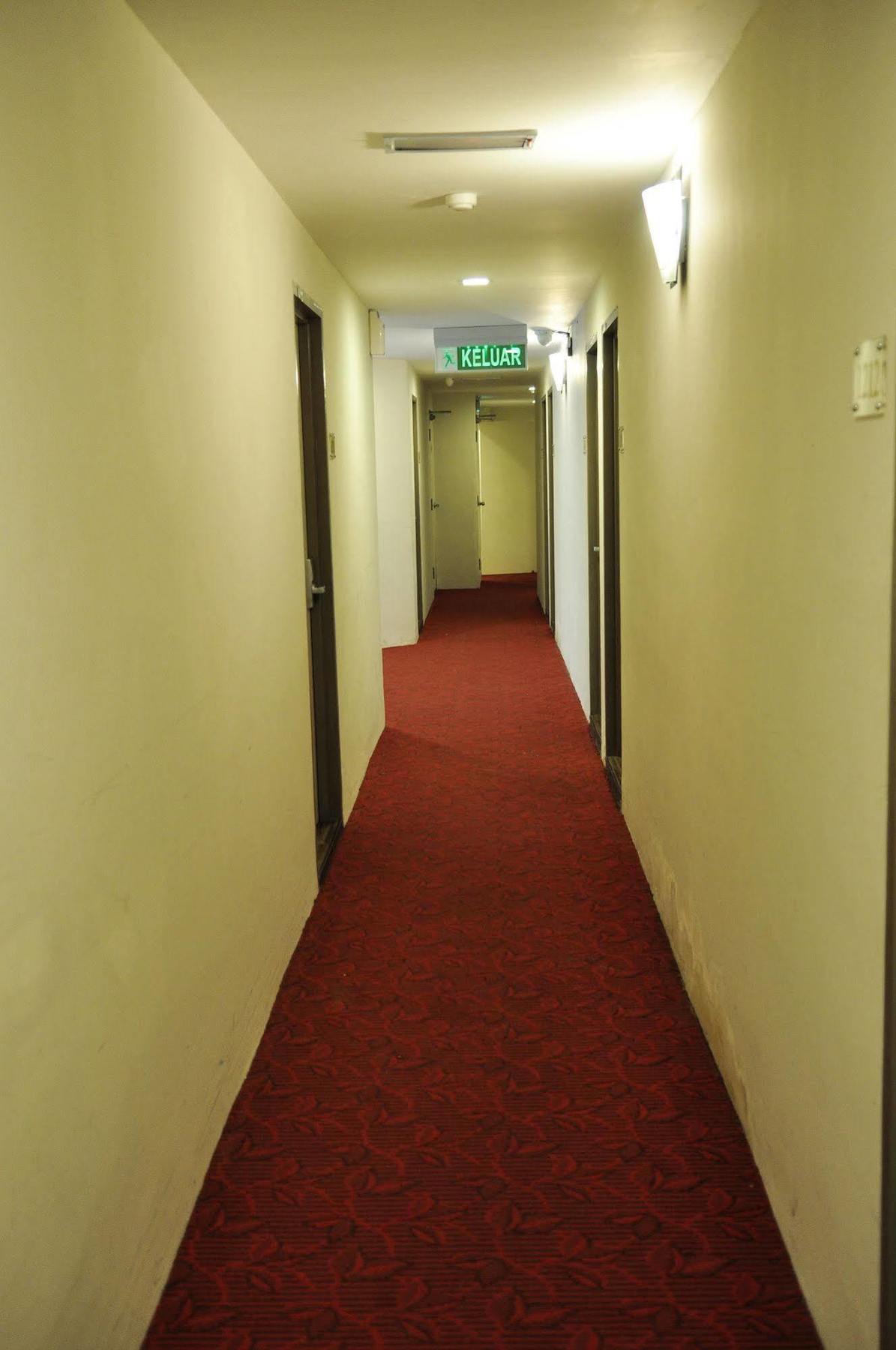 Signature Hotel Kuantan Bagian luar foto